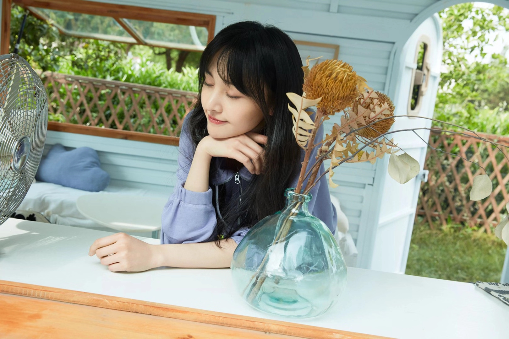 知乎x 郑爽:遇见镜前更美的自己